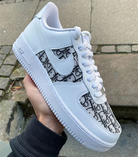 nike air force 1 x dior.